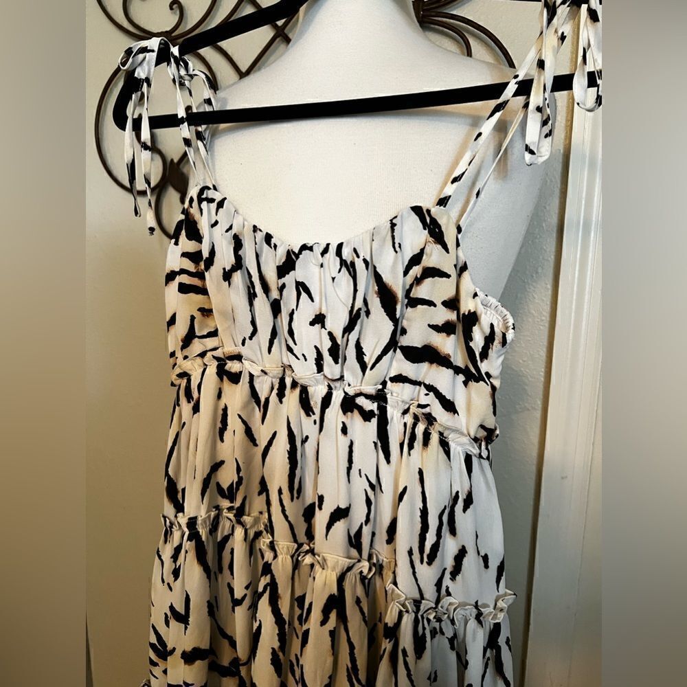 Excellent condition Buddy Love Riley Marble Dress Tiger Stripes Women's XS - Picture 3 of 5